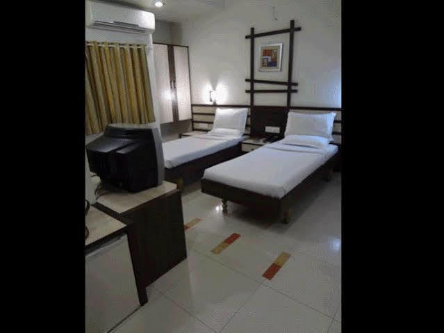 Hotel Airport Residency 아흐메다바드 외부 사진